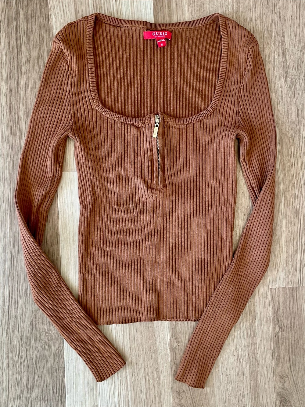 GUESS Women’s S Brown Ribbed Zip Front Scoop Neck Long Sleeve Sexy Y2K McBling